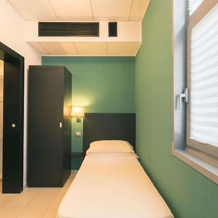 Executive Business Hotel บารี ภายนอก รูปภาพ