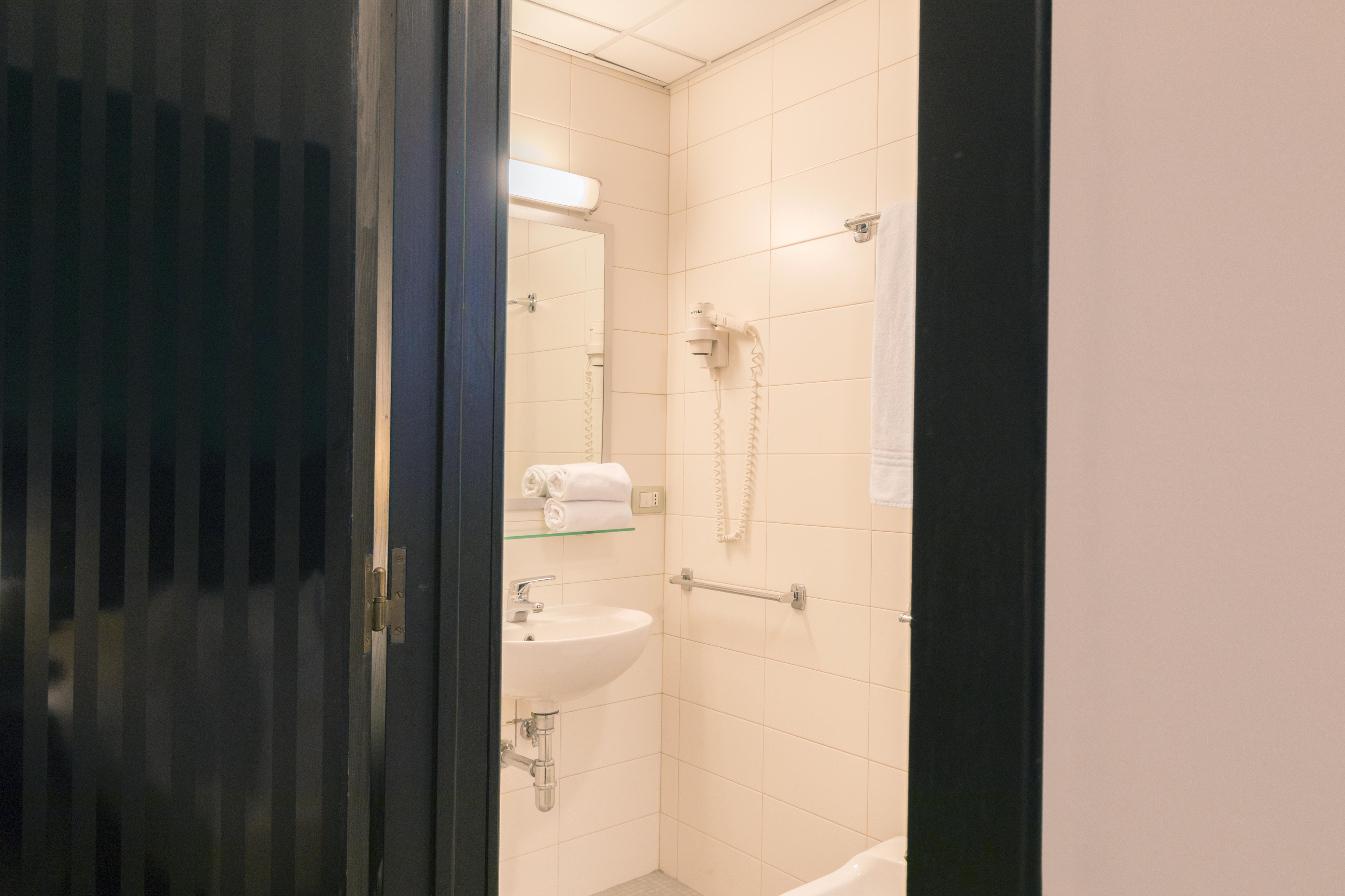Executive Business Hotel บารี ภายนอก รูปภาพ